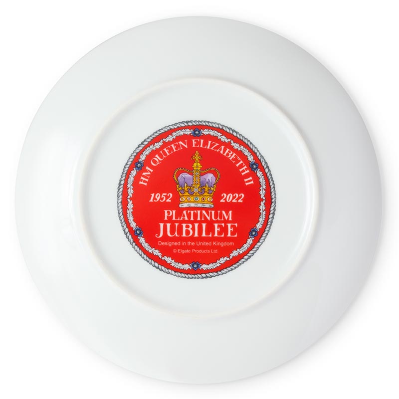 white back of 20cm red platinum jubilee plate from imperial war museums collection crockery